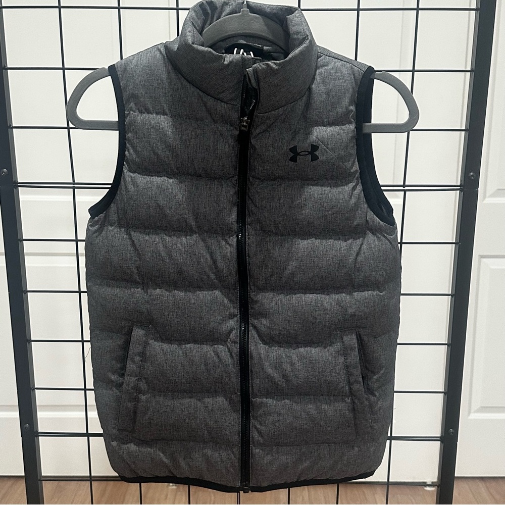 Under Armour ColdGear Puffer Vest Gray Youth Medium YMD Loose Fit with Pockets - Picture 2 of 11